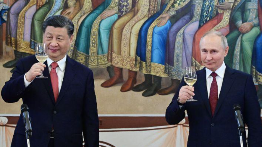 Putin i Xi pretvaraju rat u Ukrajini u globalni sukob