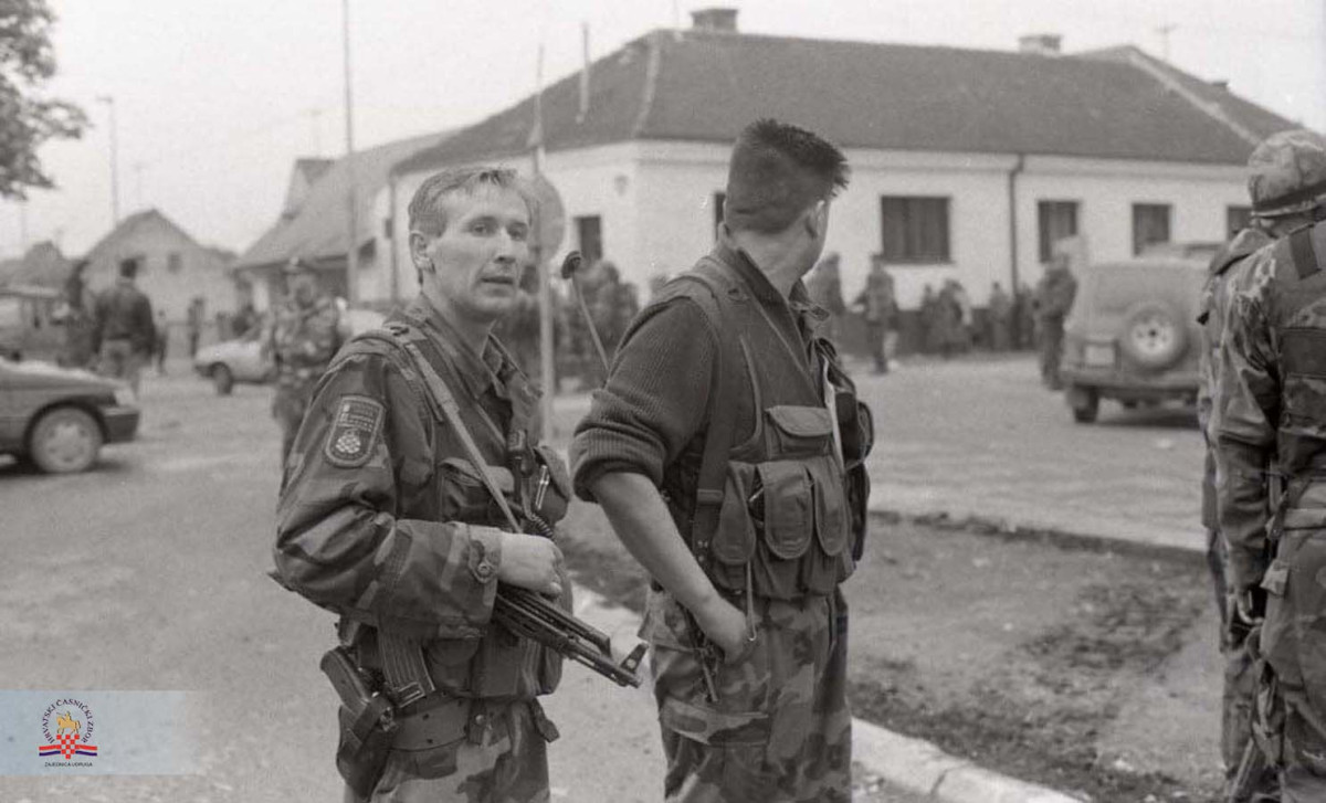 U Okučanima obilježena 30. obljetnica VRO “Bljesak” u kojoj je vrlo značajnu ulogu imala i virovitička 81. gardijska bojna HV “Kumovi”