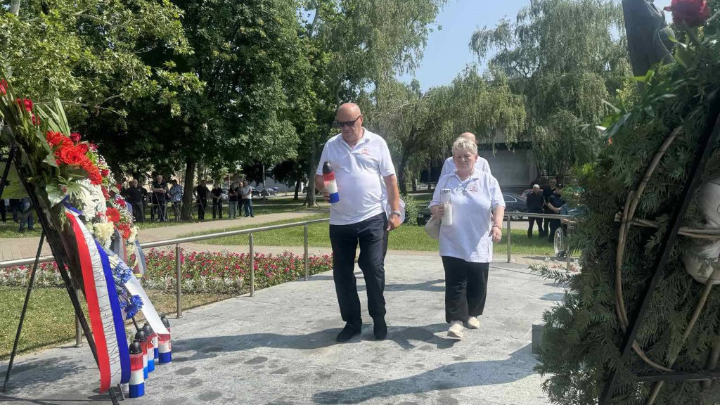 istaknuta polaganje kune