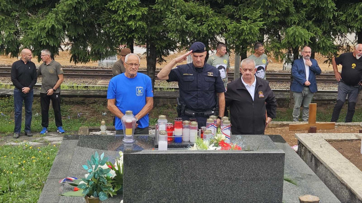 OBILJEŽENA OBLJETNICA POGIBIJE ŽELJKA BROZOVIĆA_220825_003