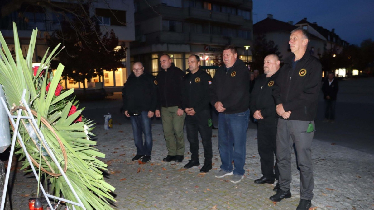 SJEĆANJE NA N.TOPALUŠIĆ - Vrbovec, 22. 10. 25. - 006