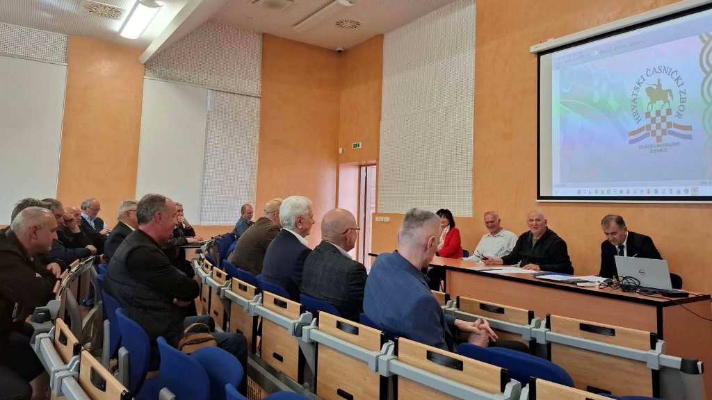 HČZ OSJEČKO-BARANJSKE ŽUPANIJE: GODIŠNJA SKUPŠTINA I TRIBINA „DOPRINOS OSJEČKIH BRANITELJA U ZAUSTAVLJANJU AGRESIJE NA REPUBLIKU HRVATSKU“